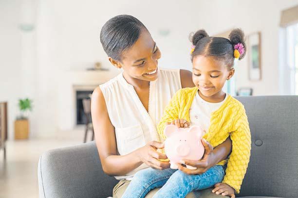 How children get money lesson from their parents