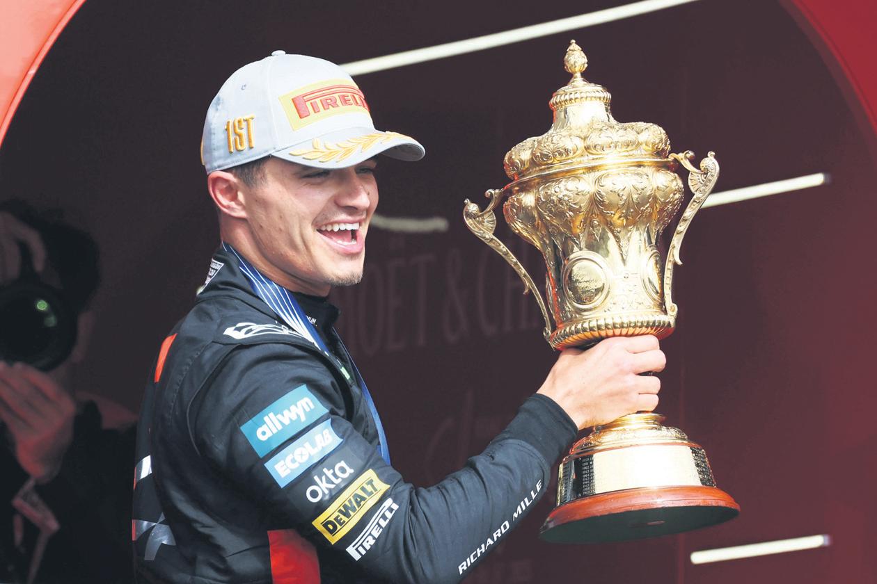 Norris bags his home race