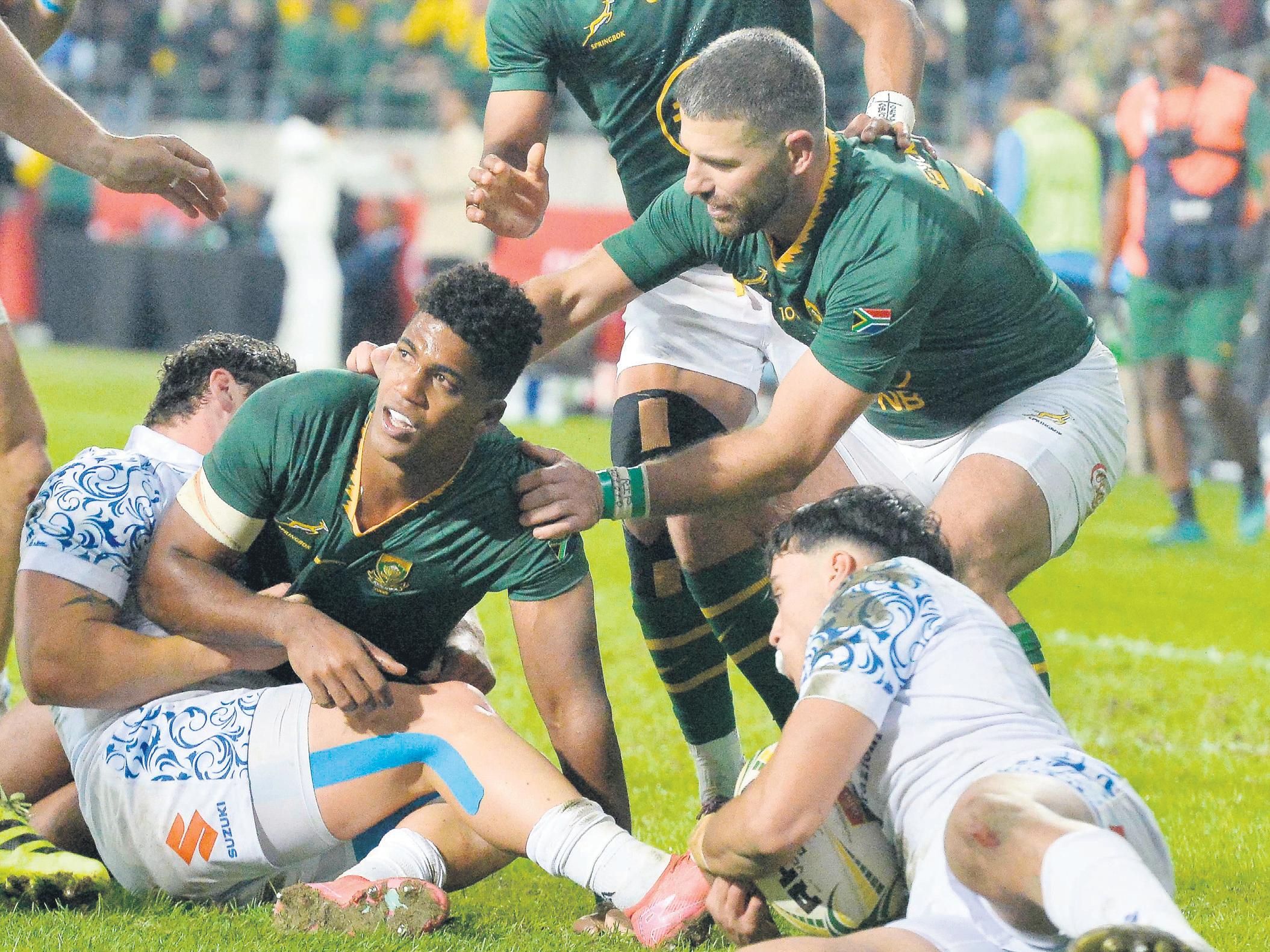 Boks show their tricks