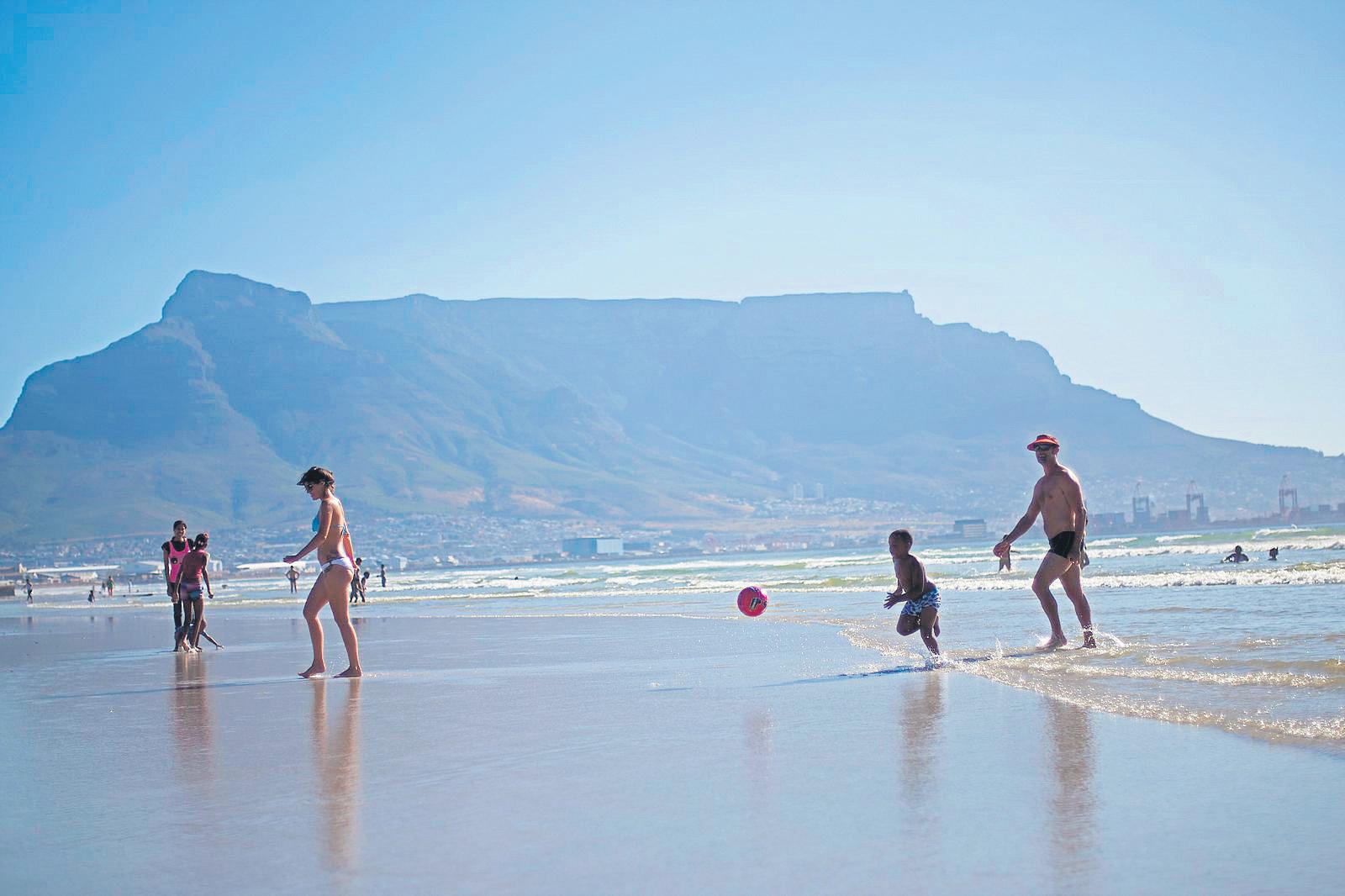 'Middle Class Opposes Tariffs'