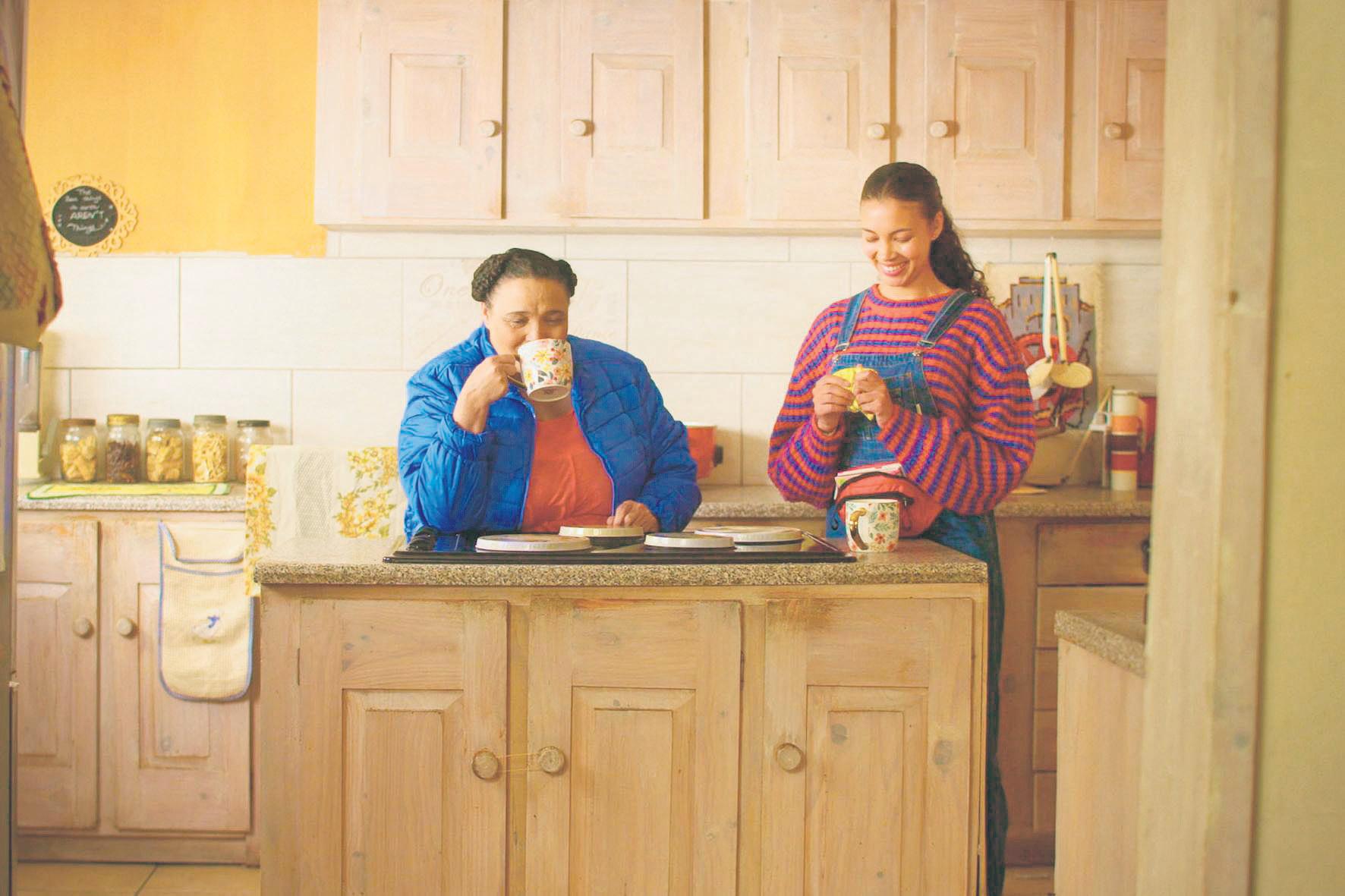 Teen PI's hunt for dog shines