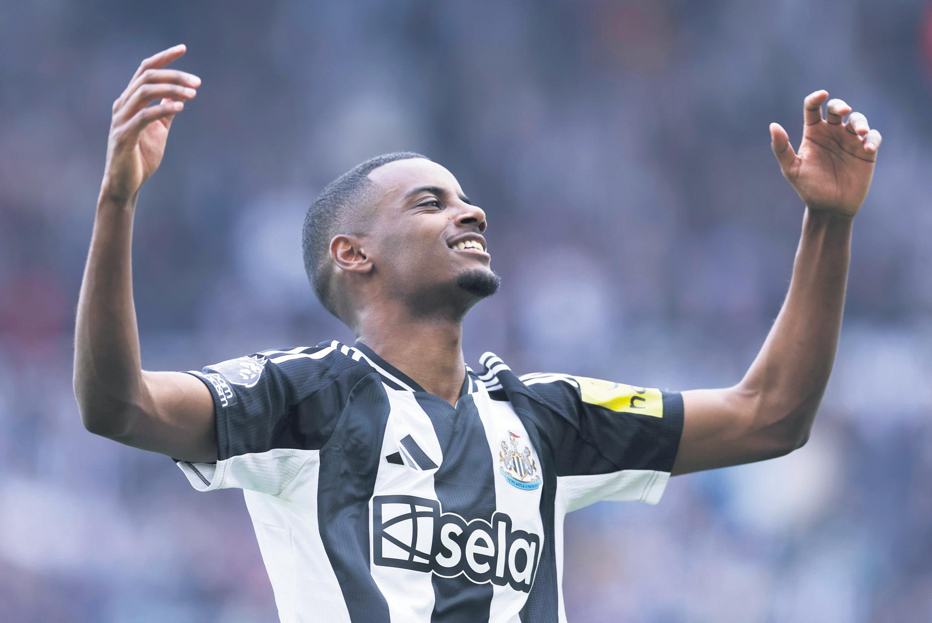 Isak vows to make history with Reds