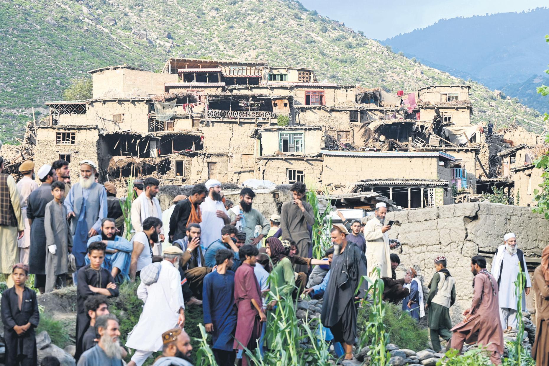 Desperate hunt for survivors