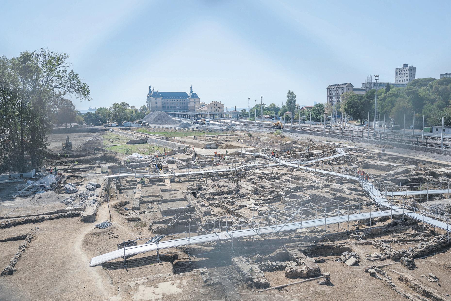 Ire at plan for city 'jewel'