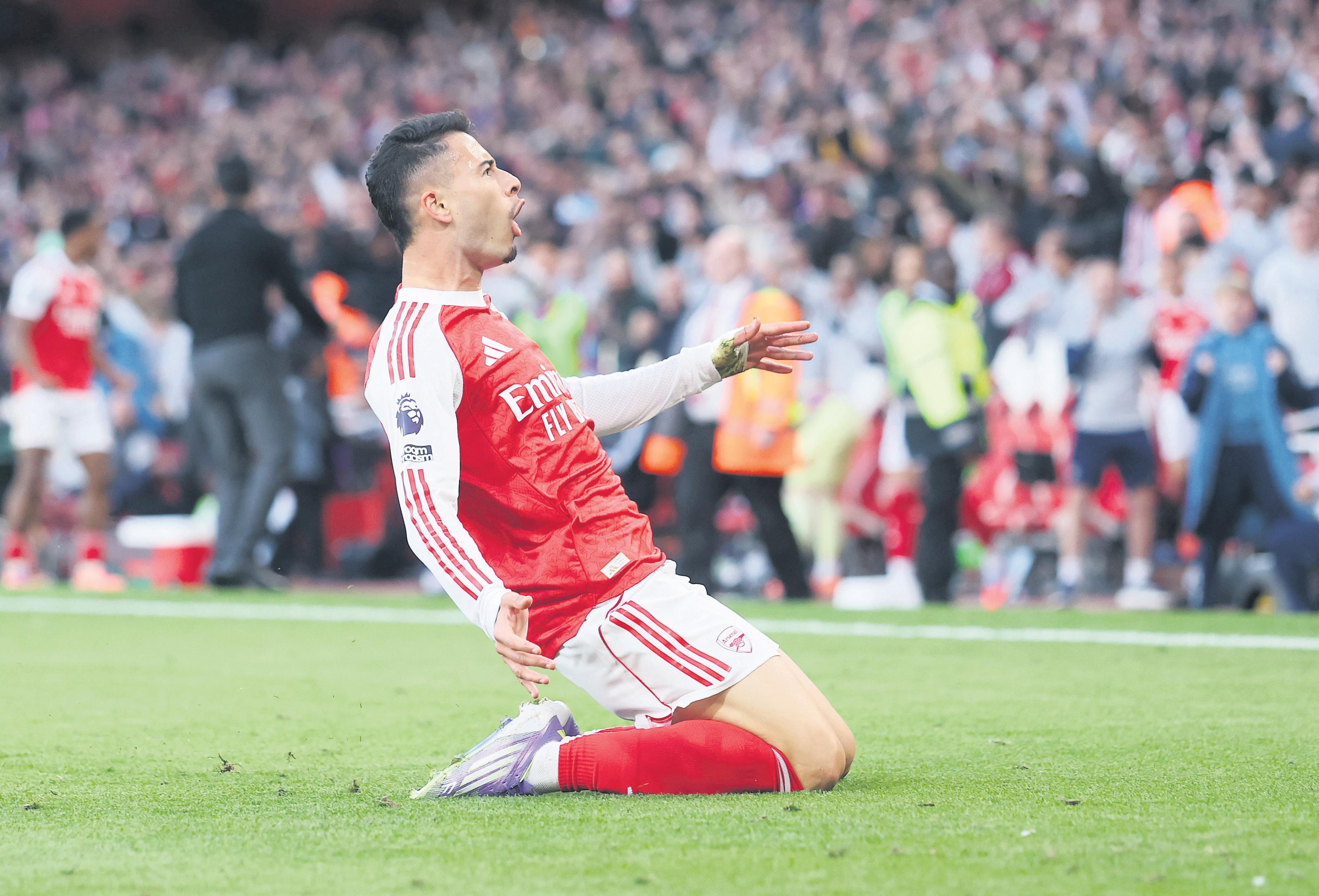 Gunners steal a point