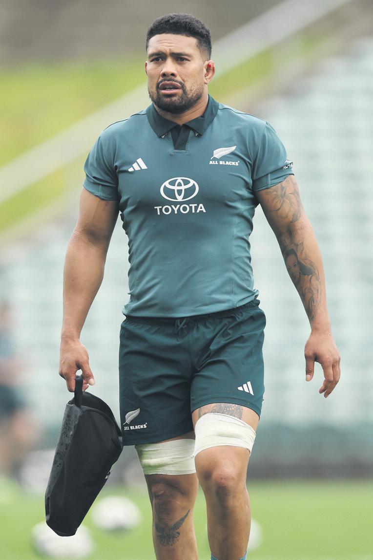 Savea to lead, Slipper to bring up 150 caps