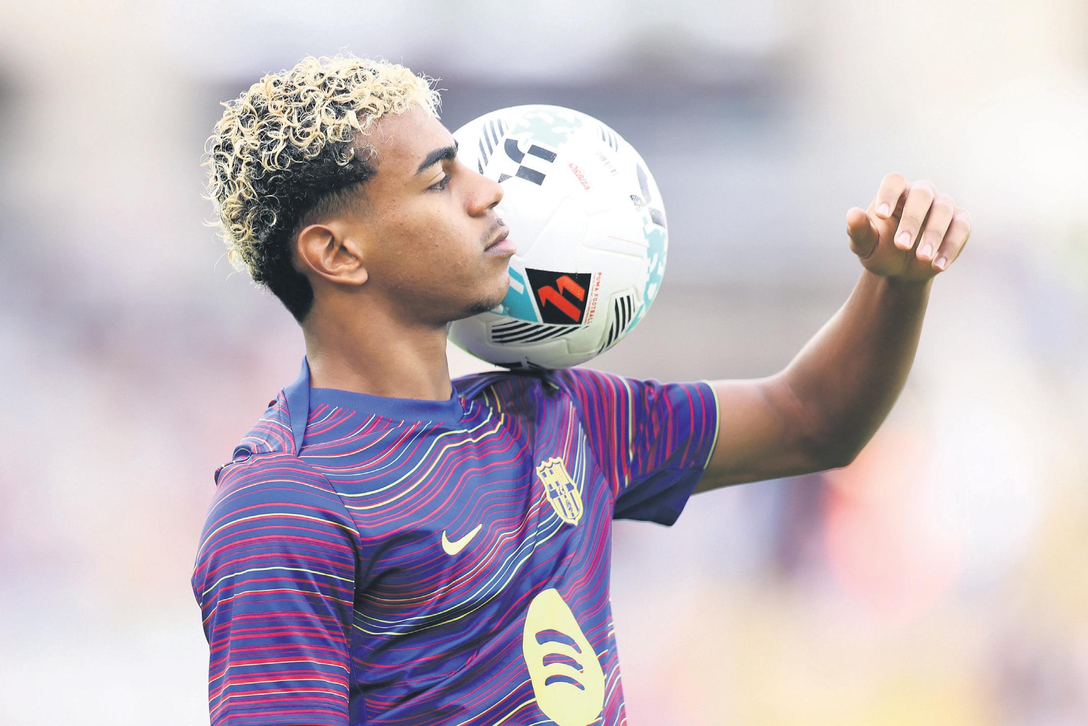 Barca's Yamal eyes PSG