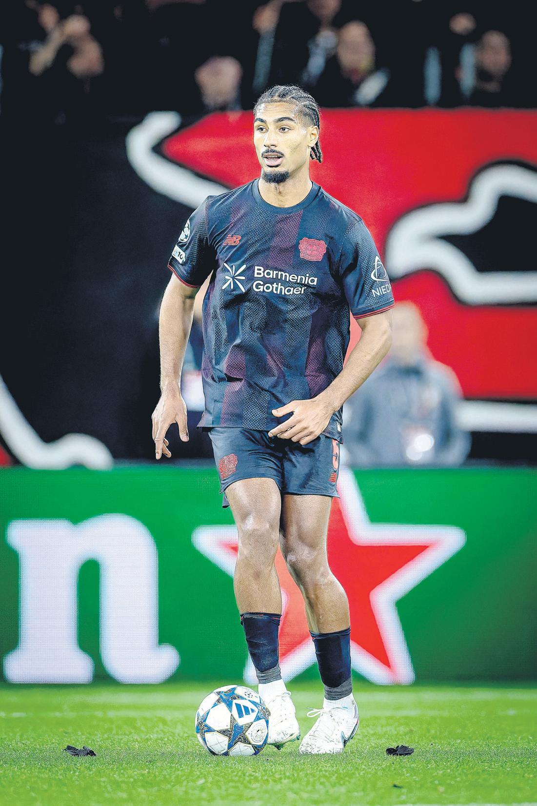 Rebuilding Leverkusen wary of world's best PSG