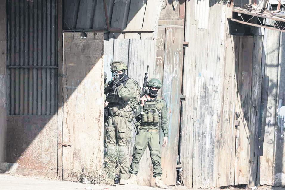 Misusing Holocaust spoils history