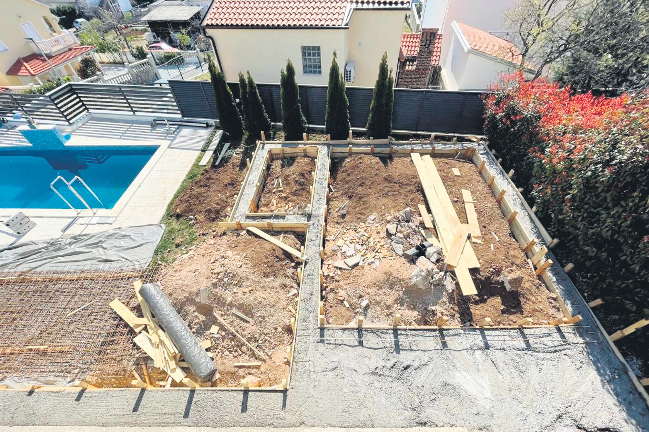 Family that fixes together