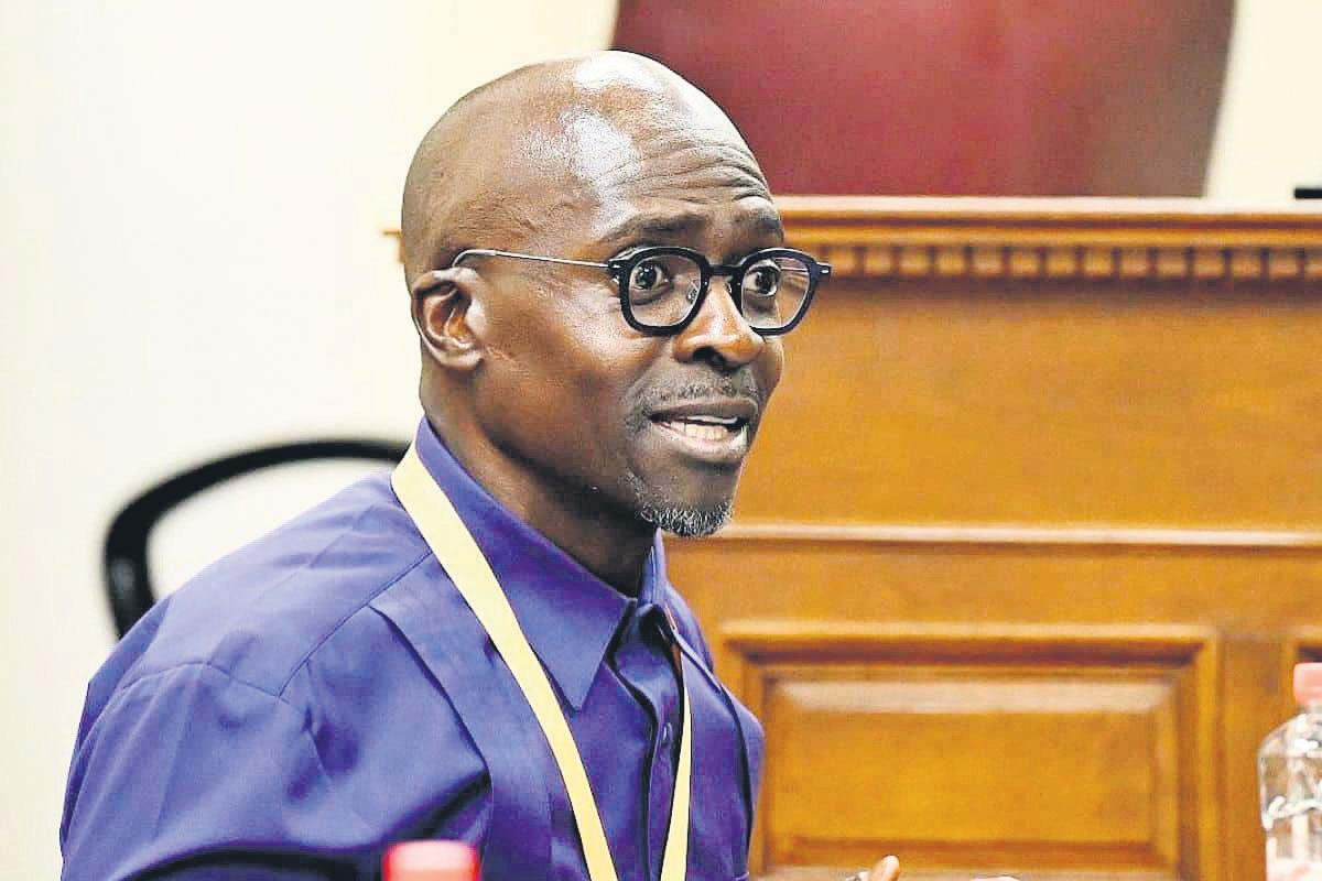 Inside Gigaba's must-read book list for aspiring revolutionaries