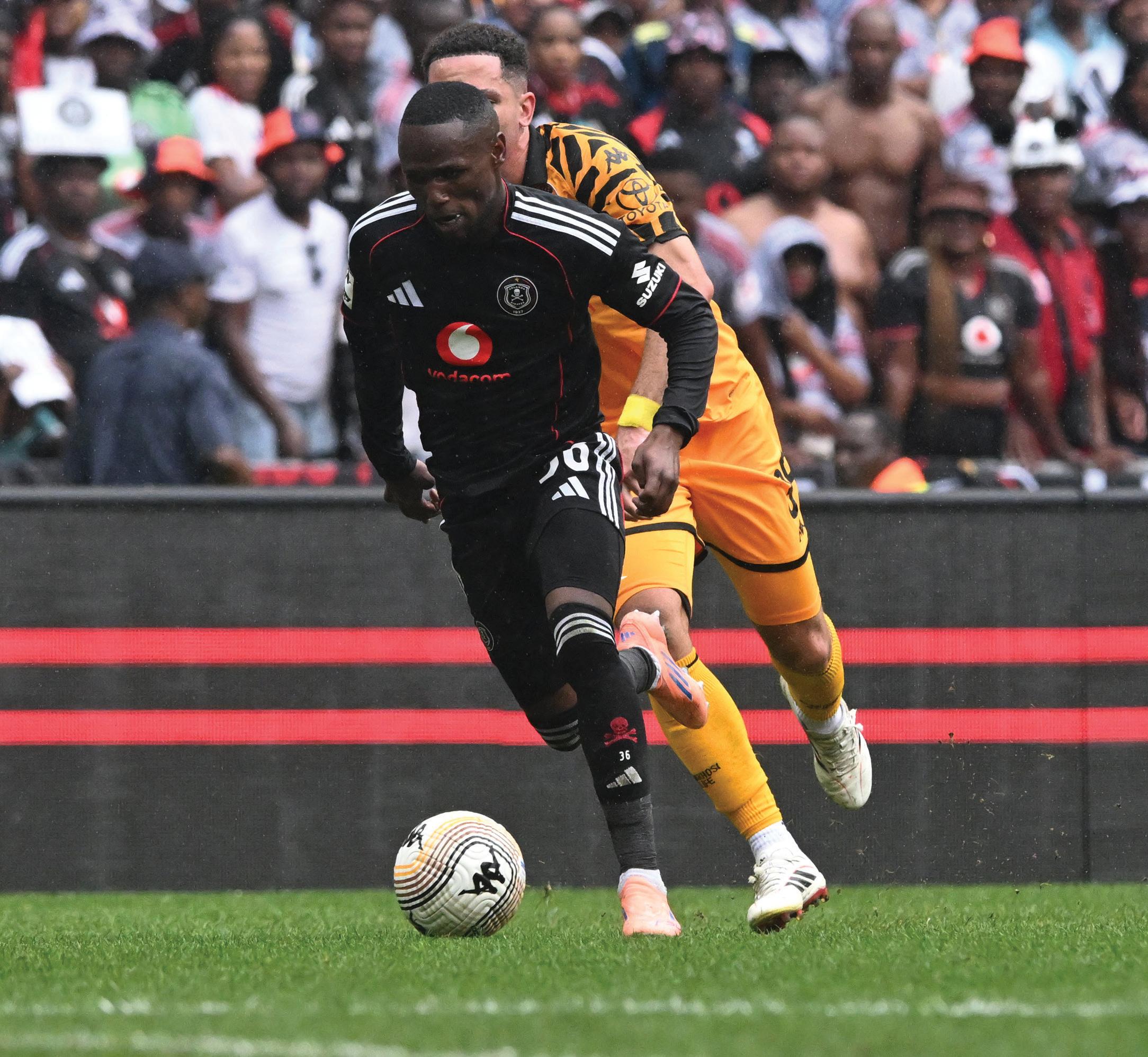 League title race is hotting up