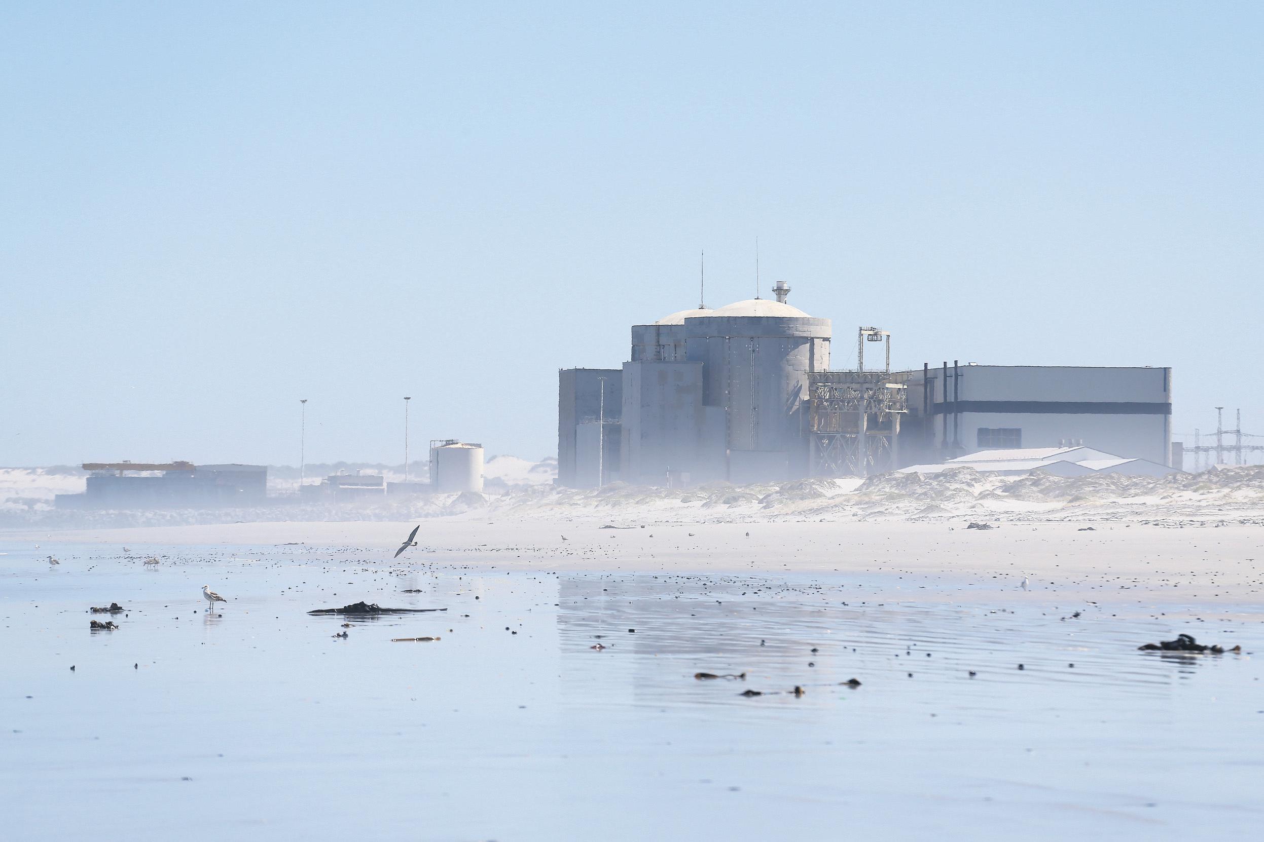 Nuke debate rekindled