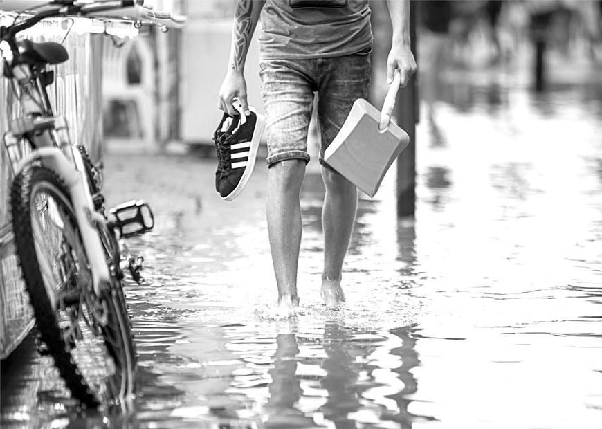 Babala sa tag-ulan... KAHIT WA' SUGAT, POSIBLE PA RING MAGKA-LEPTOSPIROSIS