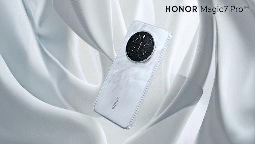 HONOR redefining AI and user UX