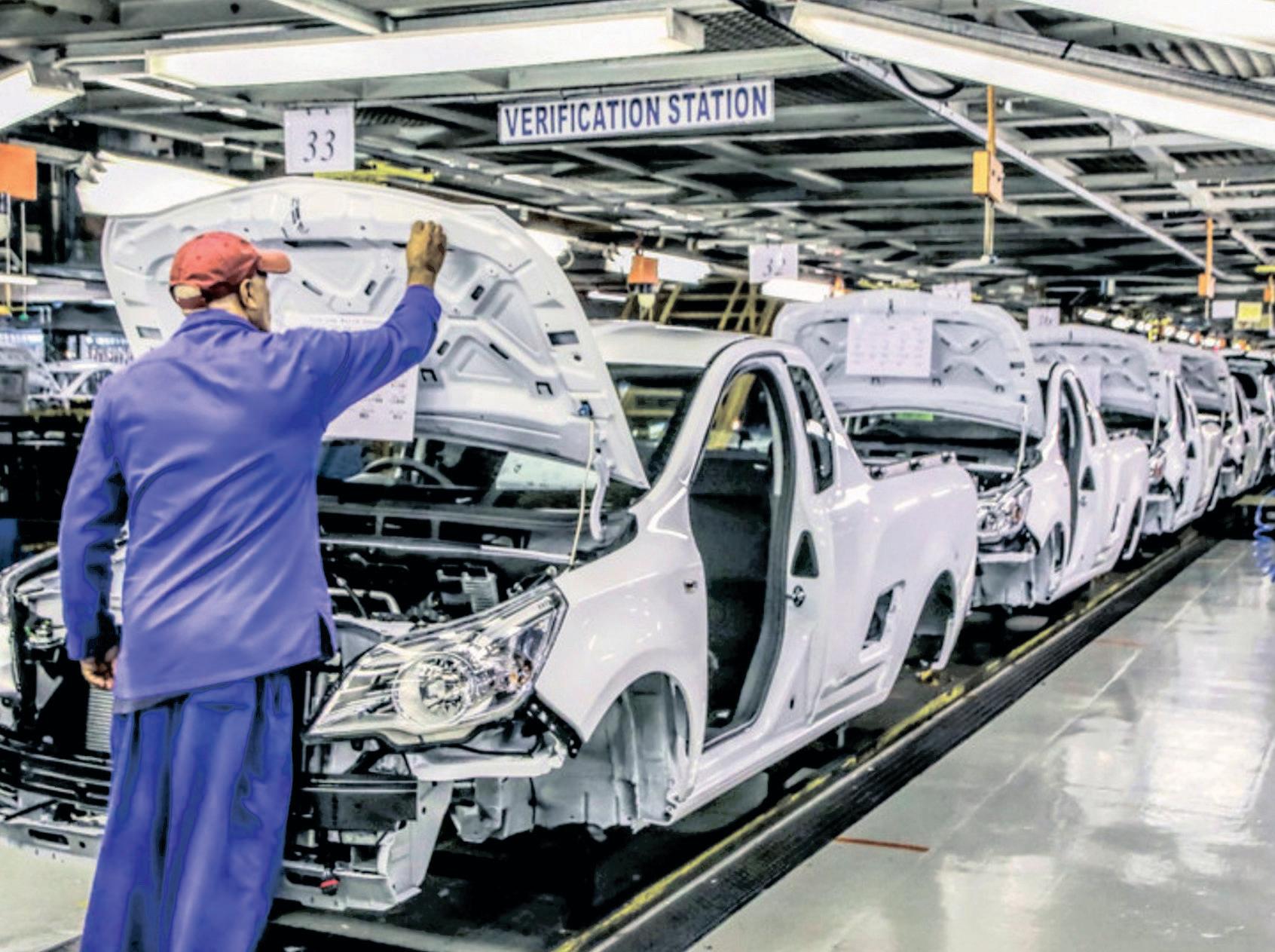 Automotive industry defies global challenges in April