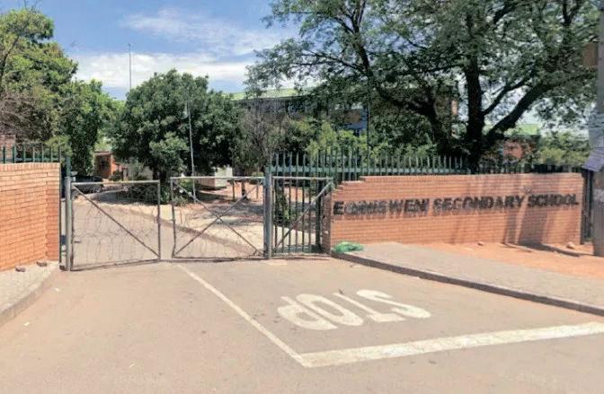 GDE applauded for restoring dignity of pupils at high school in Ivory Park