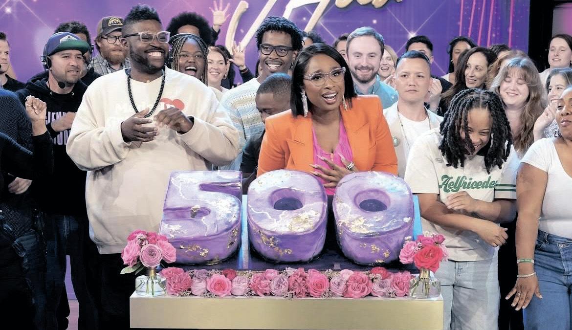 Jennifer Hudson celebrates her 500th episode with a vibrant 'Spirit Tunnel' dance
