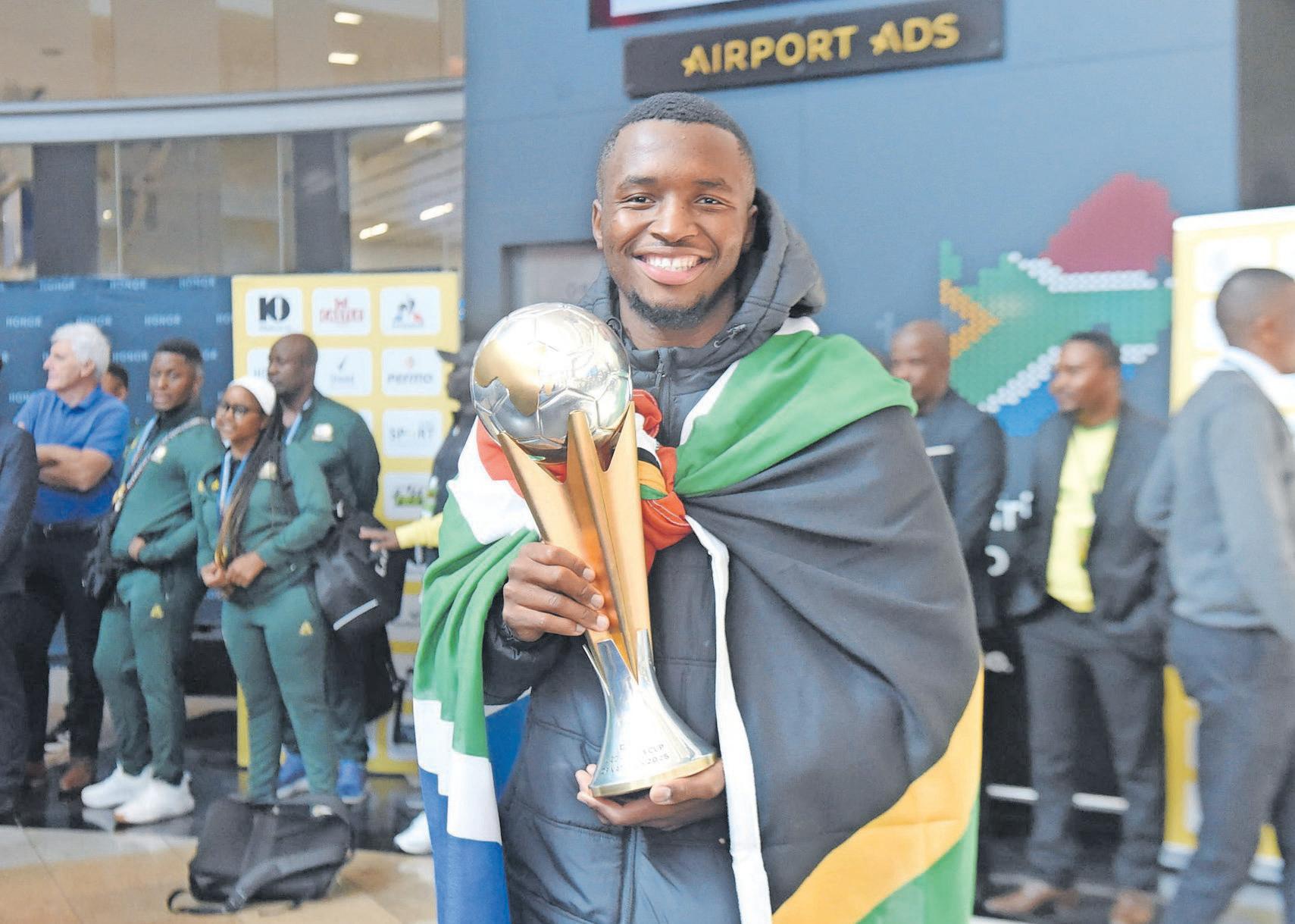 Amajita return home to a rapturous welcome