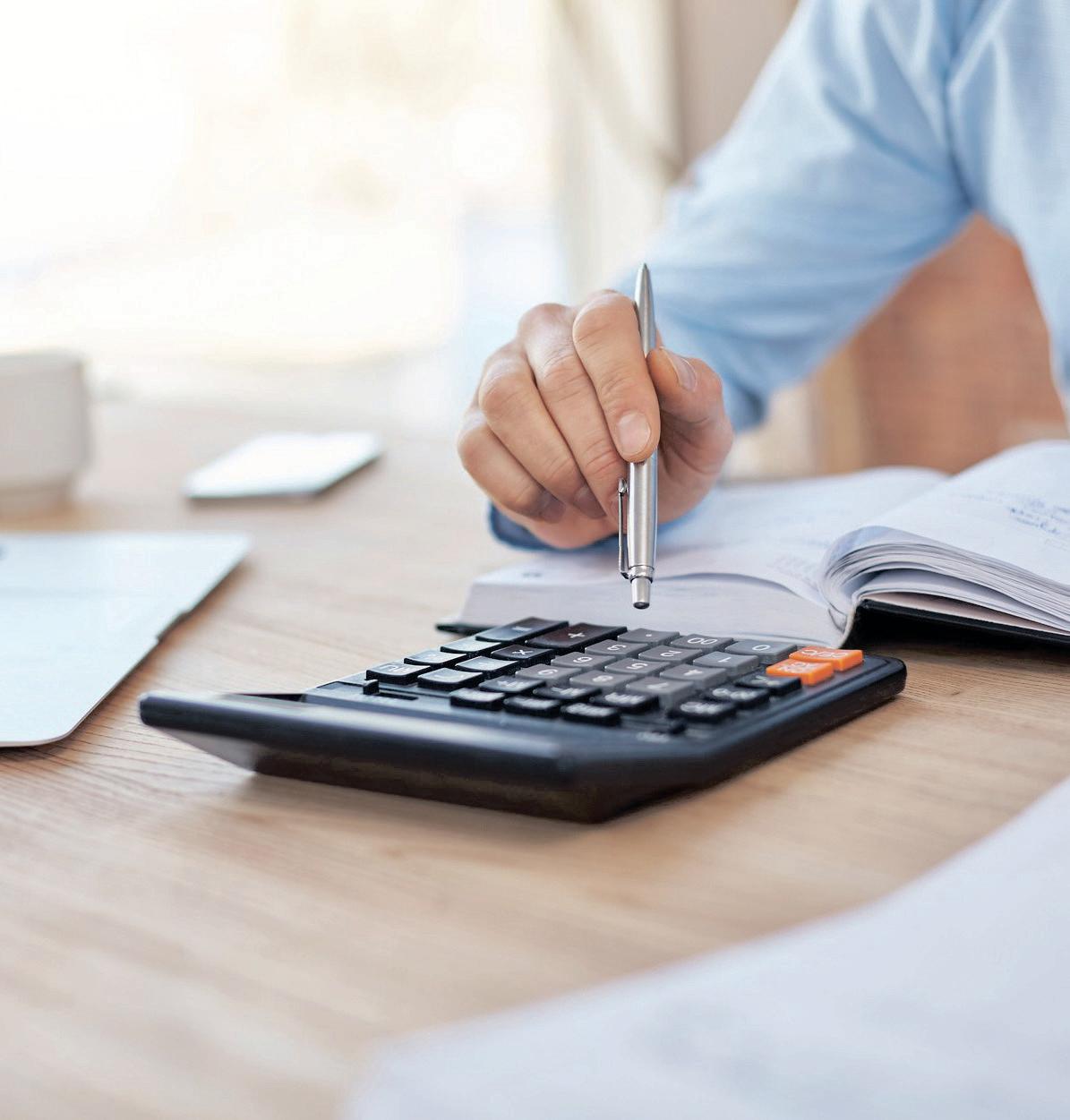 From side hustle to full-time business: 5 practical tips for small business owners taking the leap