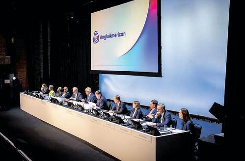 Anglo American streamlines executive team as it pivots towards core sectors