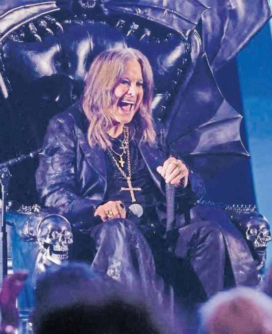 Sad celebrity farewells, musical comebacks, and baby bombshells