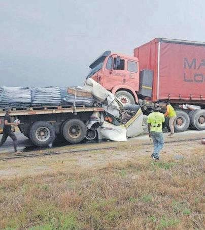 R81 Limpopo Crash: 12 killed in horror collision involving minibus taxi and trucks