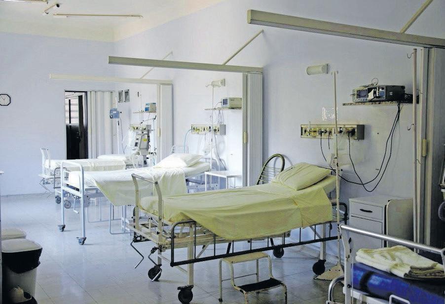 Mother wins damages claim for son, 8 after doctor operated on wrong knee