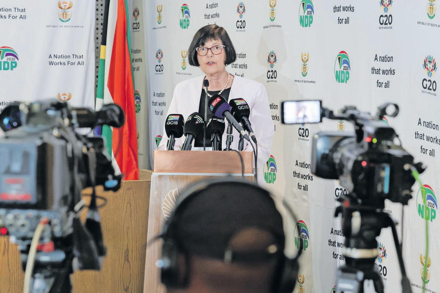 Creecy calls on business to join R600bn rail revolution