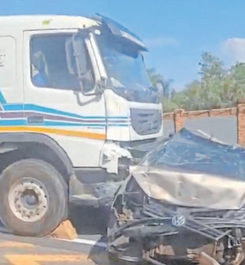 Truck causes 33-car pile-up during heavy G20 convoy