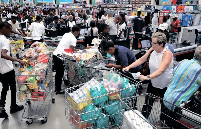 Business confidence rebounds in Q4 as sentiment lifts across most sectors