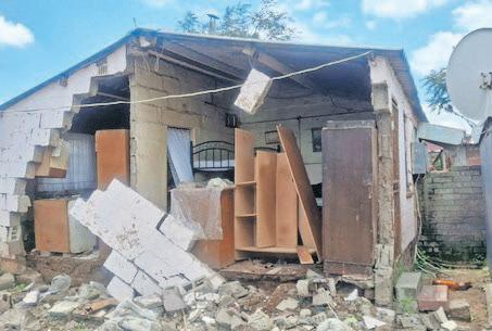 TRAGEDY STRIKES AS DOBSONVILLE HOUSE COLLAPSES