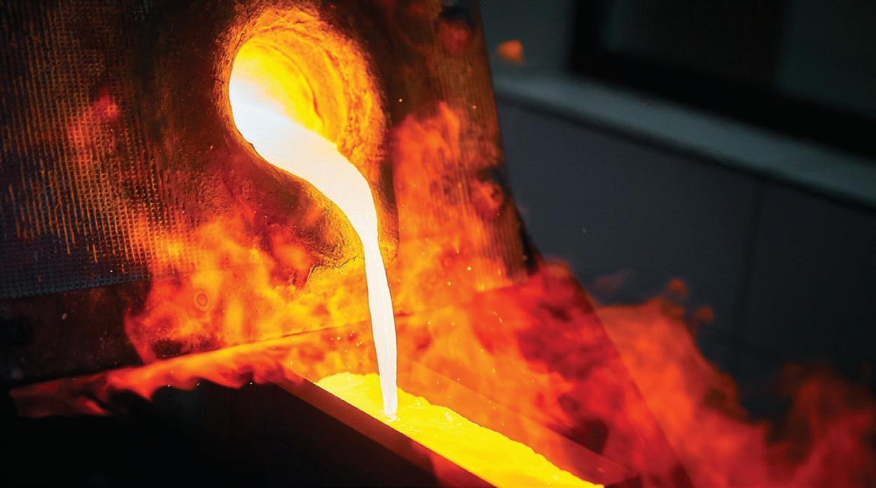 Gold plunges to 4-month low, rand weakens as markets tremble