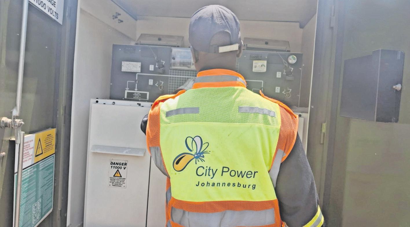 Joburg cuts power to government departments