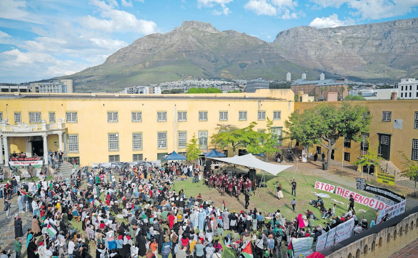 Thousands gather for Nakba Day rally