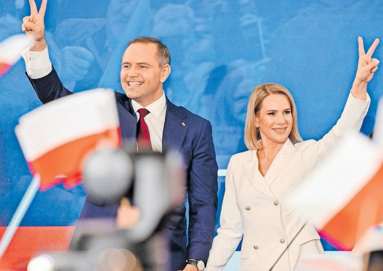 Warsaw mayor set for election run-off