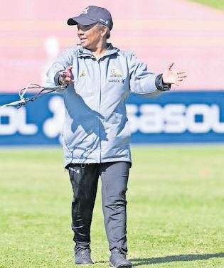 Ellis urges composure and growth ahead of final clash with Zambia