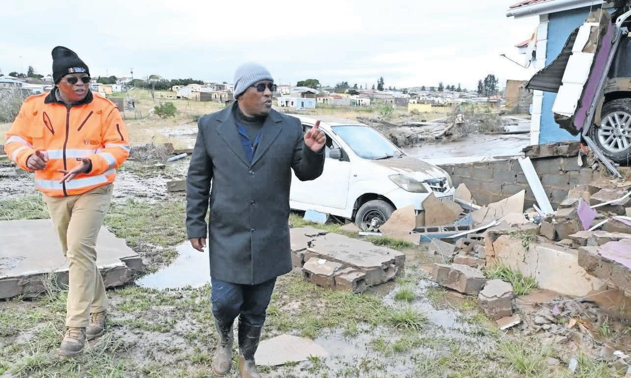Rescue teams deployed in E Cape, flood death toll rises