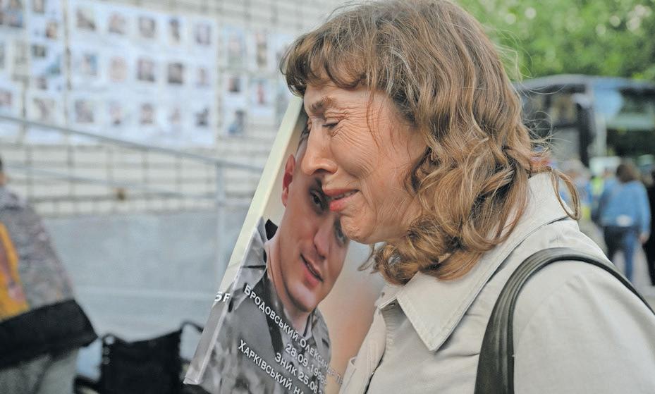 Mothers of missing soldiers desperate