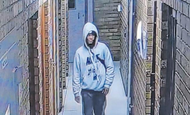 Suspected Delft police station thief caught on camera