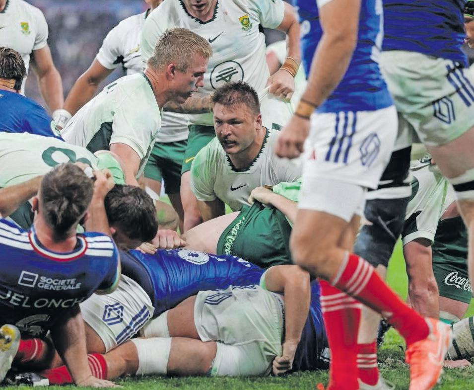 André the hybrid steps up as Boks outmuscle France