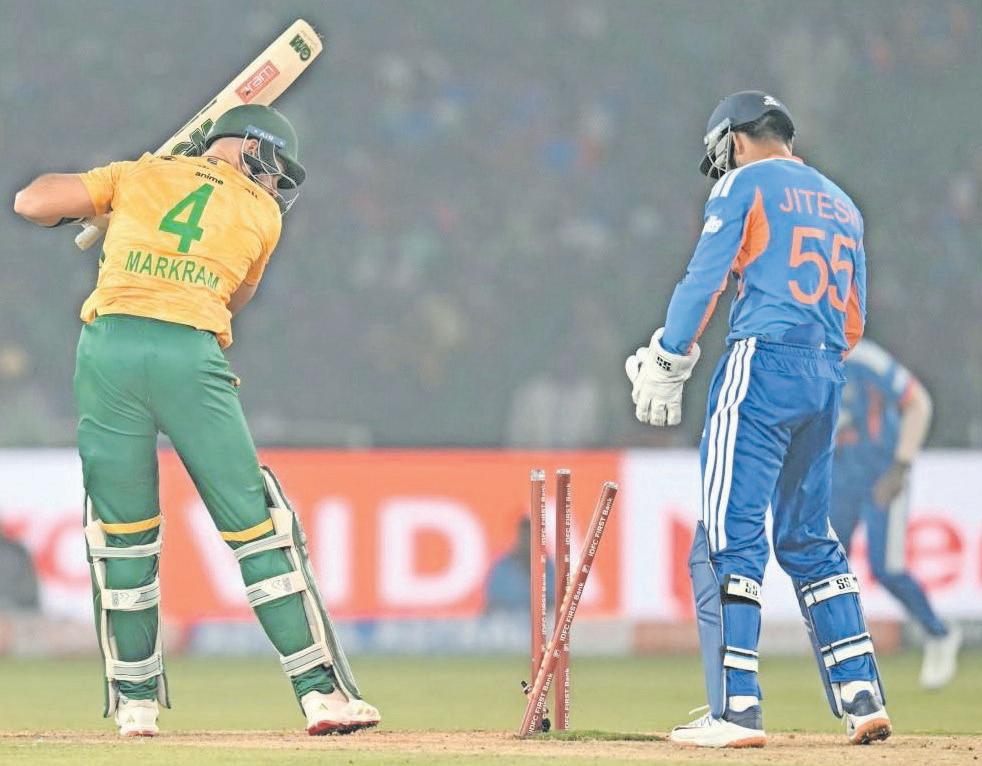 India thrash hapless Proteas in Cuttack