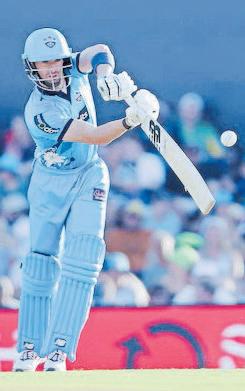 Rising star Esterhuizen calls for improvement from Capitals