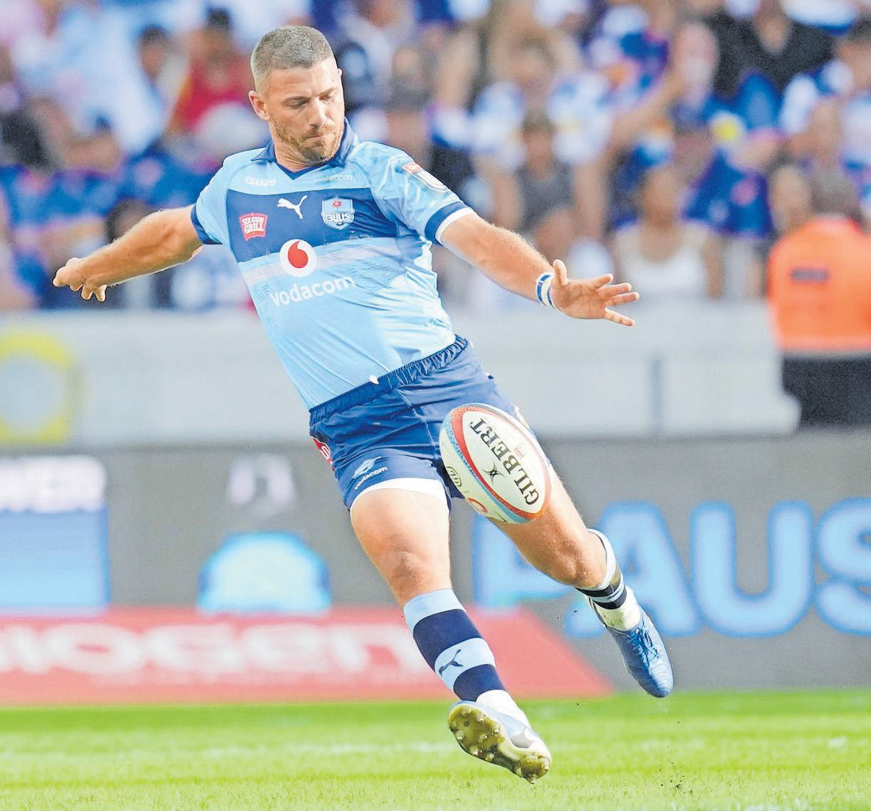 Nortje stands by Le Roux as Jones joins training
