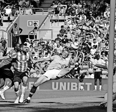 Guardiola admits missed chance in draw