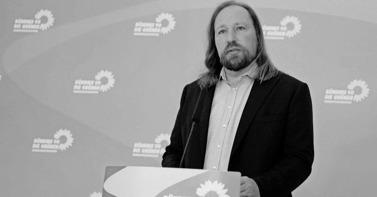 German MPs demand money for Ukraine