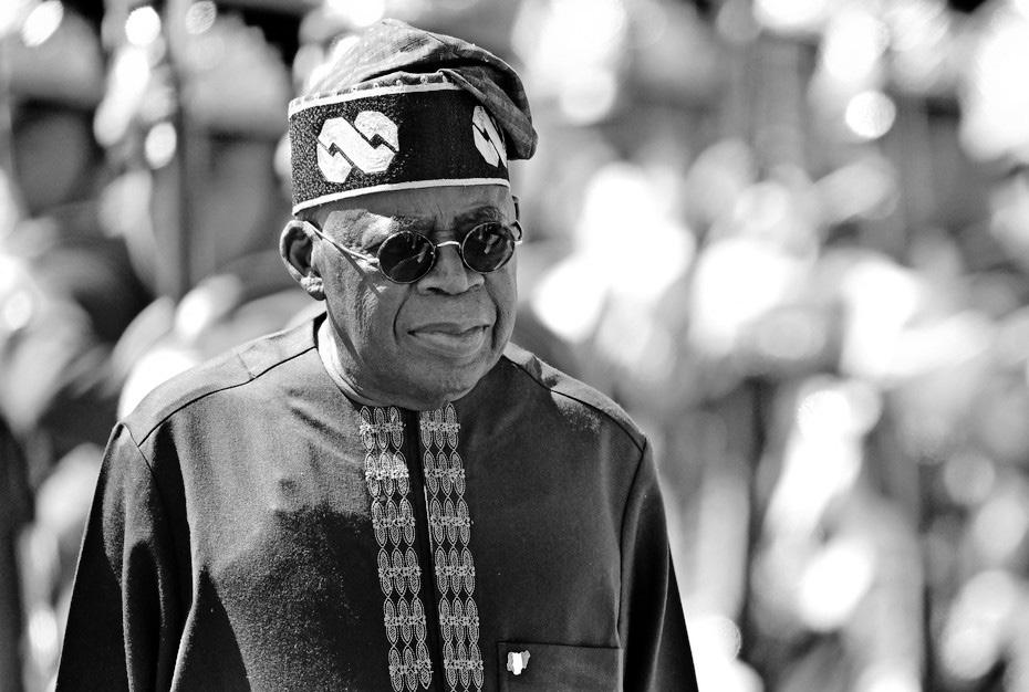 Nigeria searches for abducted girls