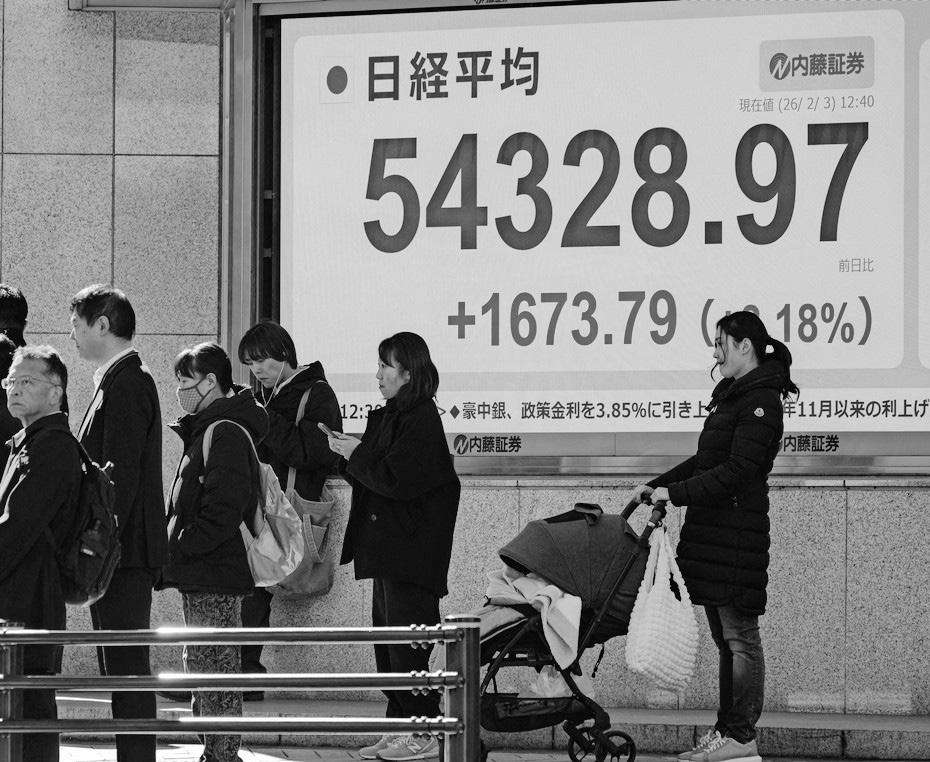 Market volatility continues as Al fears disrupt tech stocks