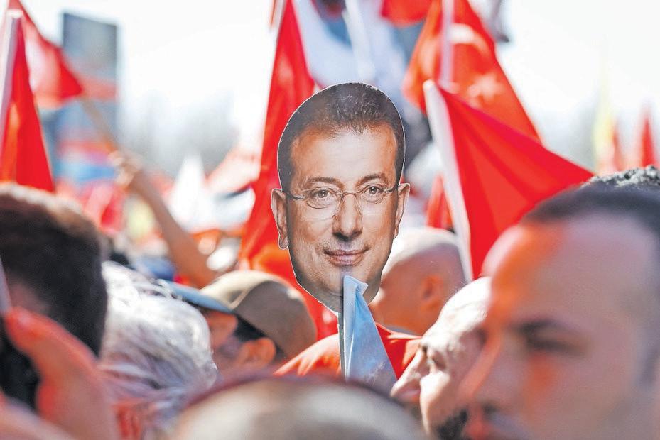 Mass protests in face of arrest