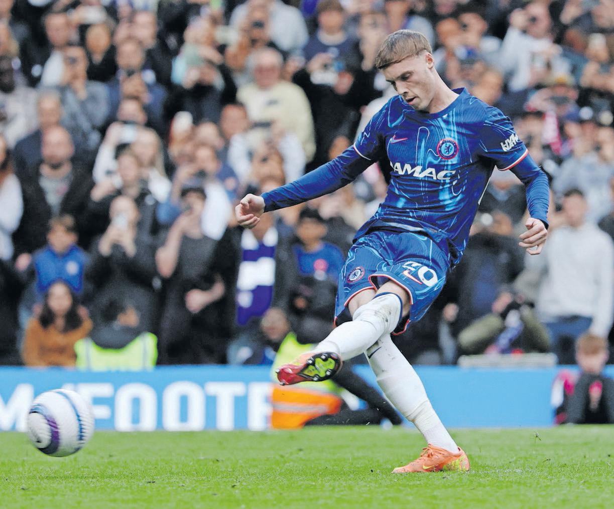 Chelsea take advantage of Liverpool's title hangover